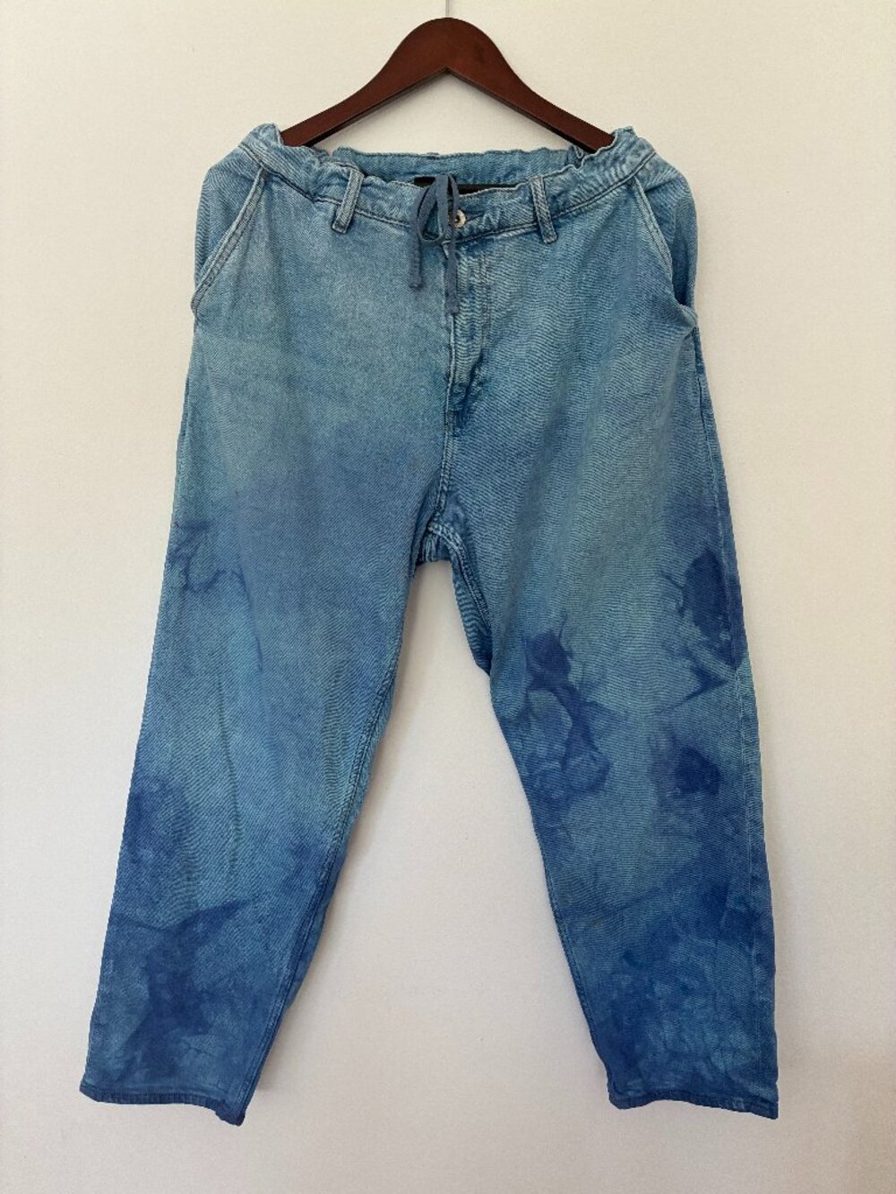 tie-dye jeans